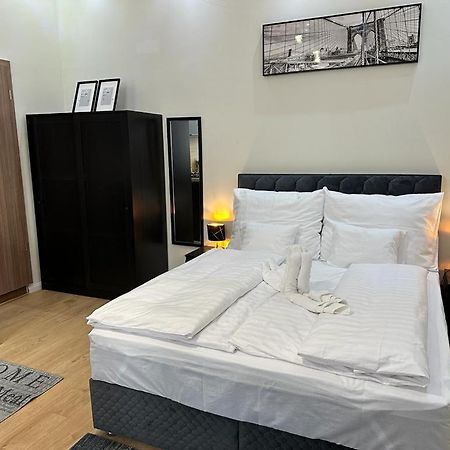 Lizu Apartmant บูดาเปสต์ ภายนอก รูปภาพ
